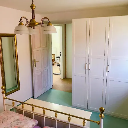 Vila Chateau *